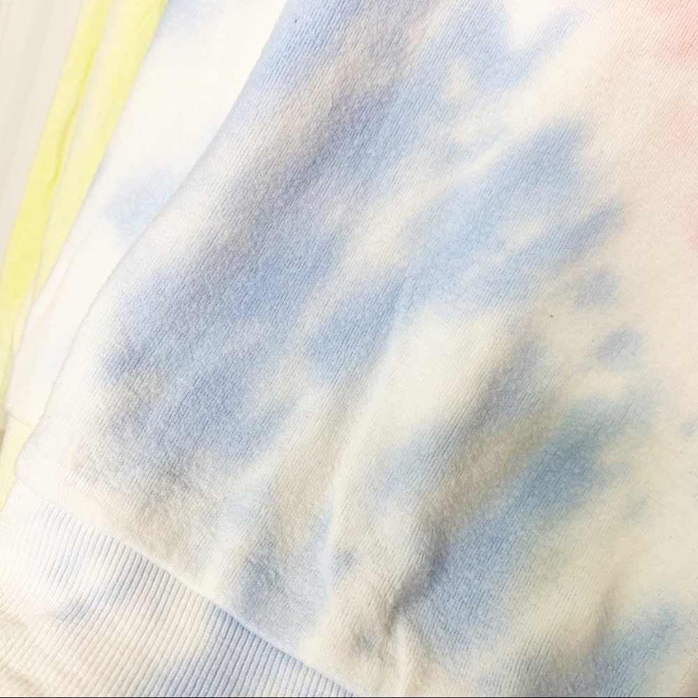 Hello Nite! Plush Tie Dye Long Sleeve Cozy Pullover Size S - Picture 3 of 8